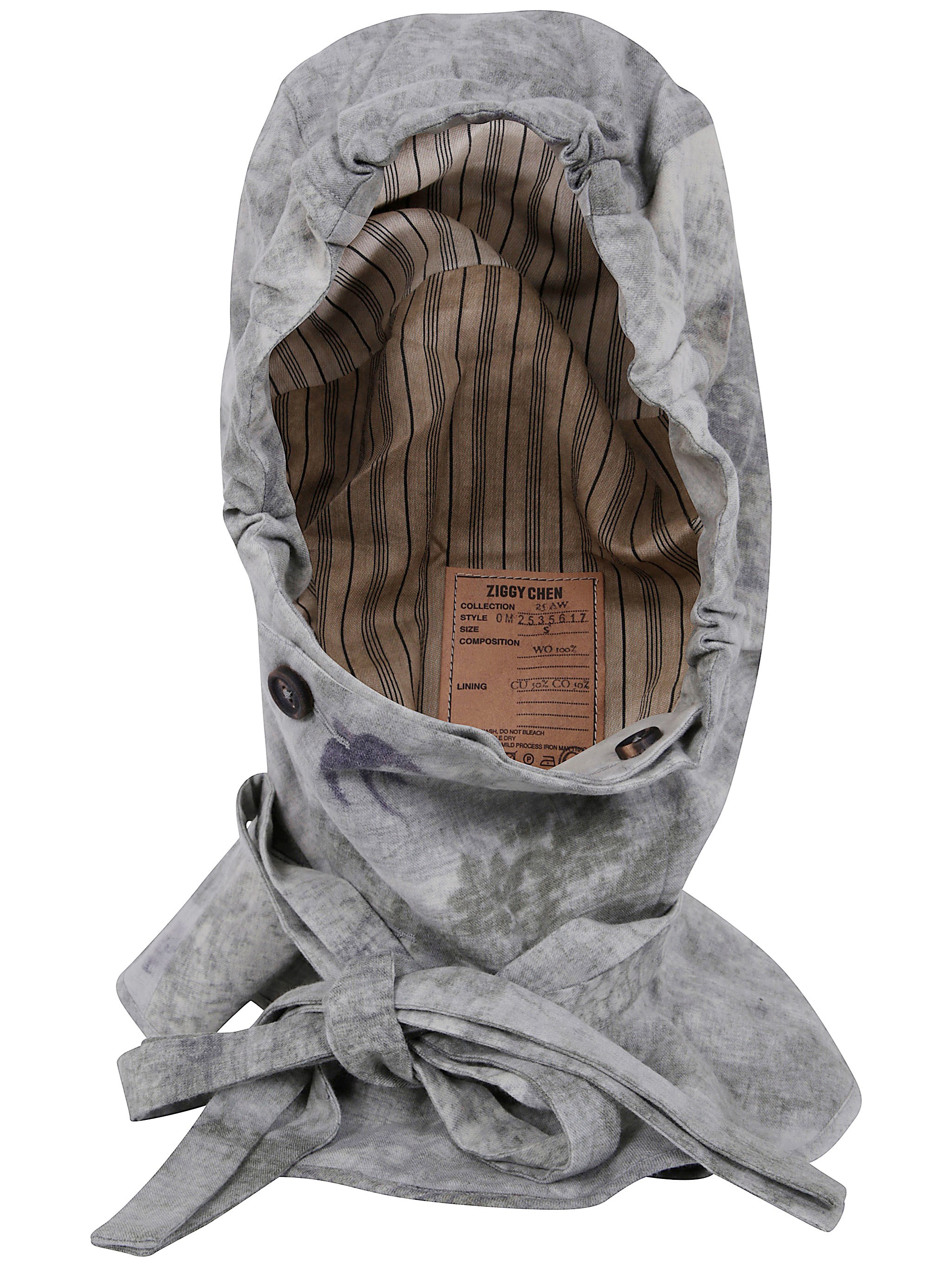Ziggy Chen Hooded Neckwarmer In Gray