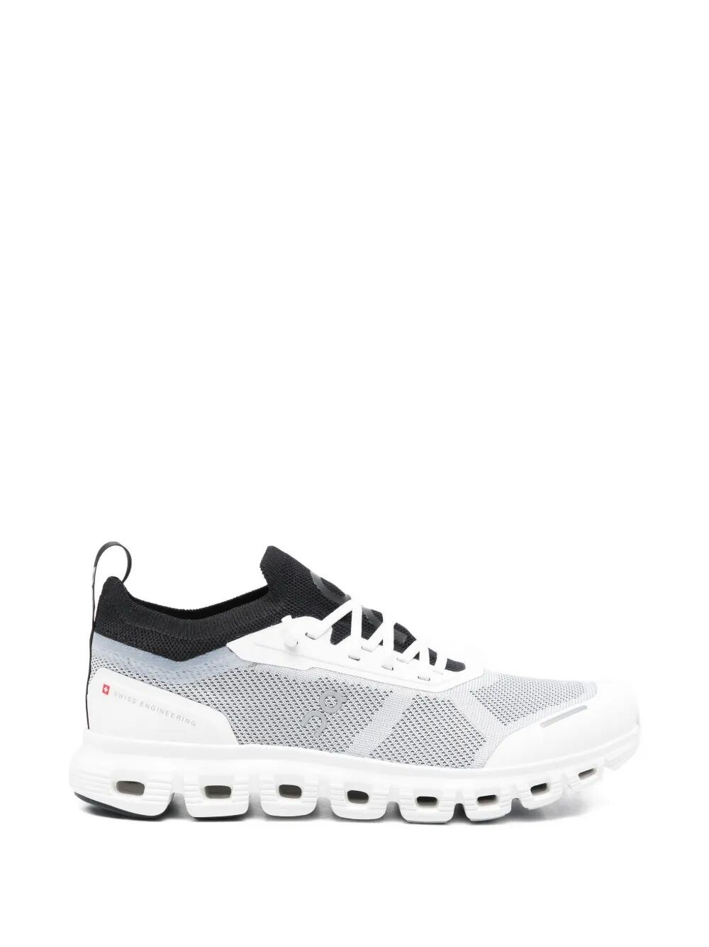On "cloud 6 Versa" Sneakers In White